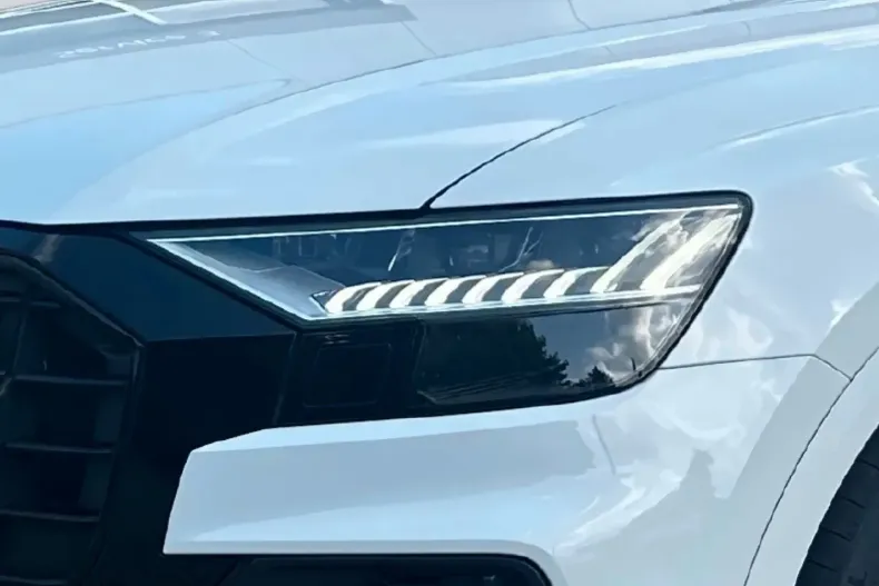 Audi Q8 din 2023 cu 37.700 km - oferta AUD126640 - foto 5