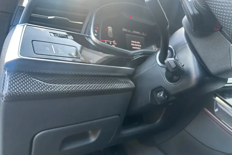 Audi Q8 din 2023 cu 37.700 km - oferta AUD126640 - foto 8