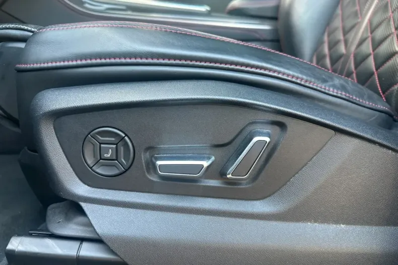 Audi Q8 din 2023 cu 37.700 km - oferta AUD126640 - foto 13