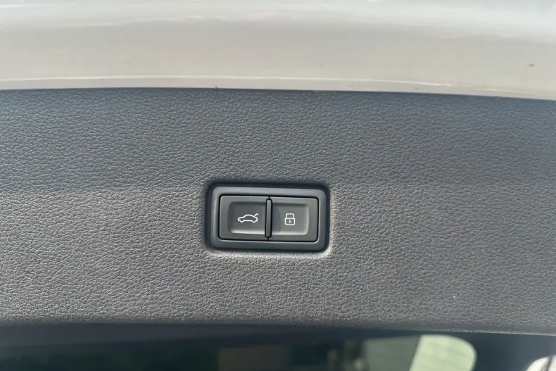 Audi Q8 din 2023 cu 37.700 km - oferta AUD126640 - foto 25