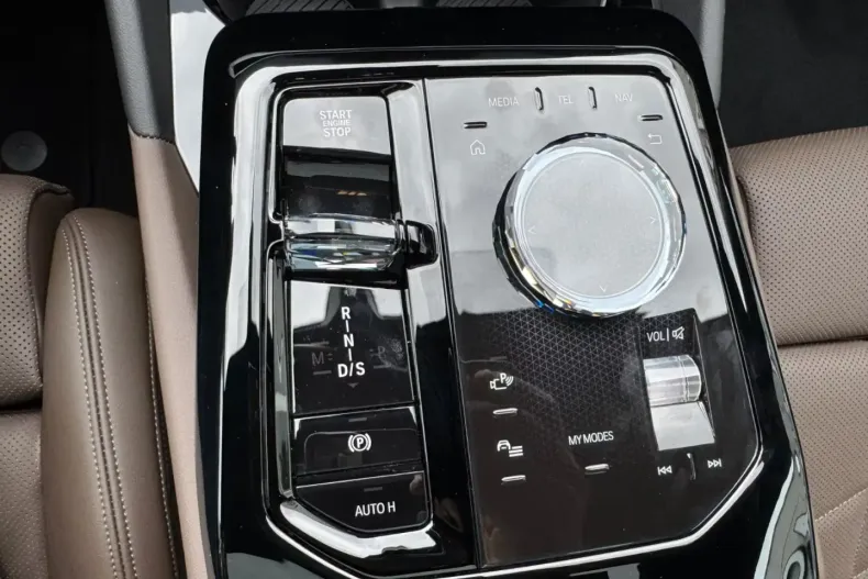 BMW 530 din 2025 cu 4.086 km - oferta BMW126644 - foto 14