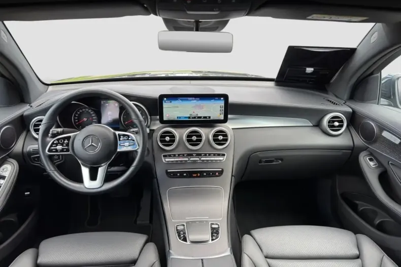 Mercedes-Benz GLC 300 din 2021 cu 40.894 km - oferta MER126646 - foto 9