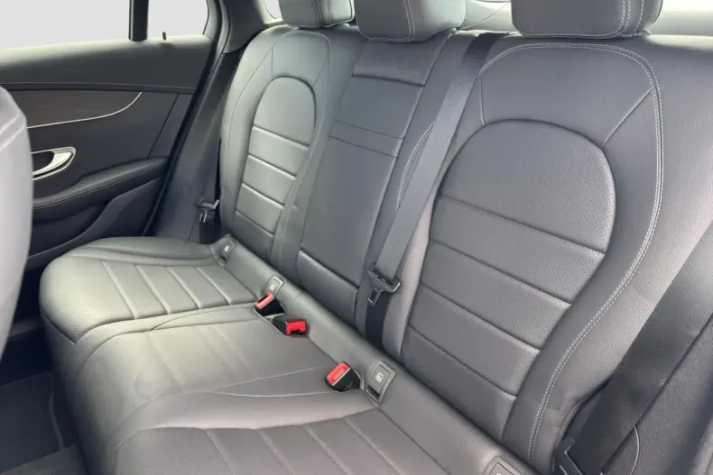 Mercedes-Benz GLC 300 din 2021 cu 40.894 km - oferta MER126646 - foto 16