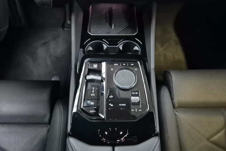 BMW 530 din 2024 cu 18.320 km - oferta BMW126647 - foto 10