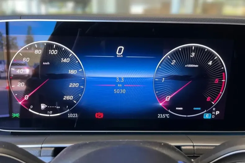 Mercedes-Benz GLE 450 din 2024 cu 4.998 km - oferta MER126650 - foto 8