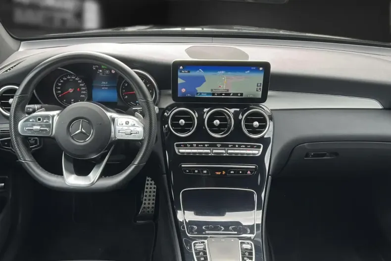 Mercedes-Benz GLC 300 din 2021 cu 68.500 km - oferta MER126652 - foto 13