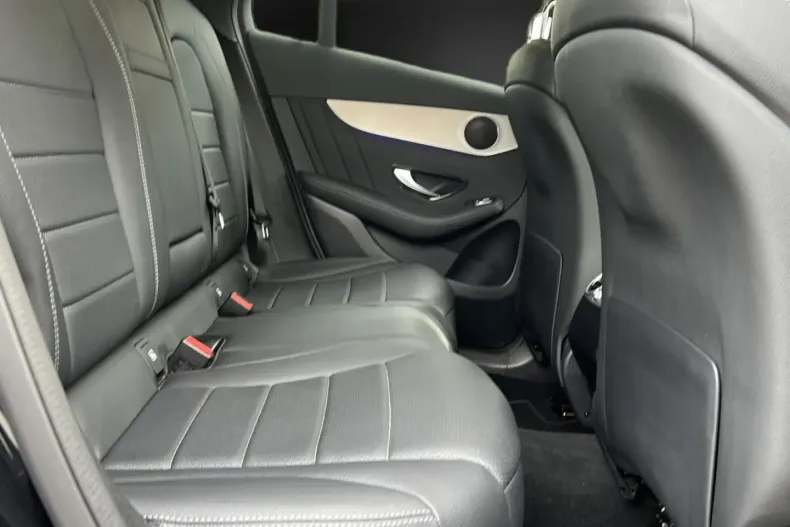 Mercedes-Benz GLC 300 din 2021 cu 68.500 km - oferta MER126652 - foto 16