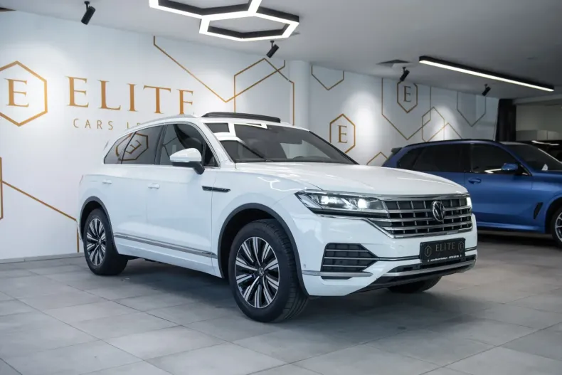 Volkswagen Touareg din 2020 cu 83.874 km - oferta VOL126657 - foto 4