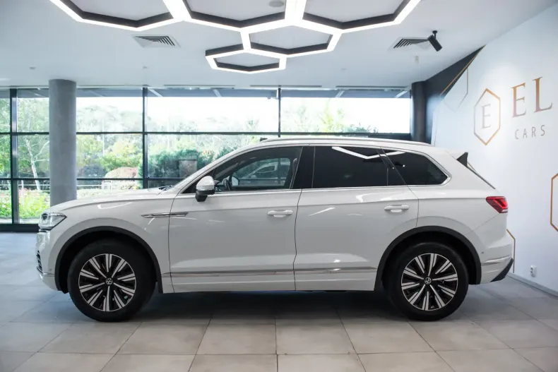 Volkswagen Touareg din 2020 cu 83.874 km - oferta VOL126657 - foto 5