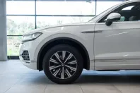 Volkswagen Touareg din 2020 cu 83.874 km - oferta VOL126657 - foto 10