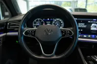 Volkswagen Touareg din 2020 cu 83.874 km - oferta VOL126657 - foto 18