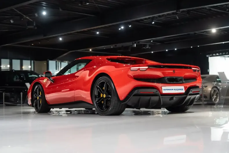 Ferrari 296 GTB din 2023 cu 8.511 km - oferta FER126672 - foto 28