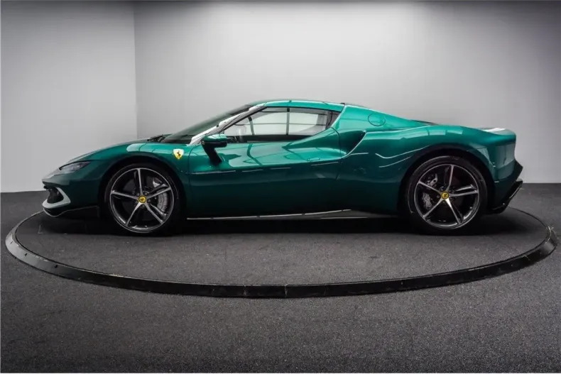 Ferrari 296 GTB din 2023 cu 12.050 km - oferta FER126673 - foto 3