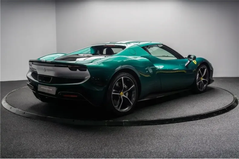 Ferrari 296 GTB din 2023 cu 12.050 km - oferta FER126673 - foto 6