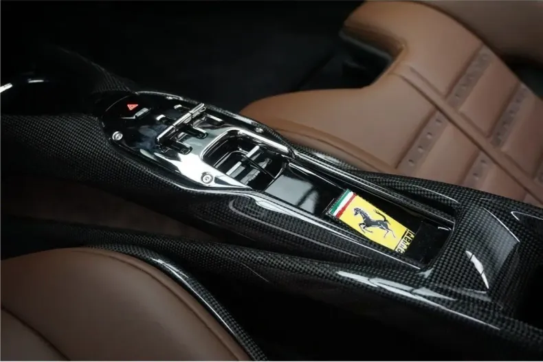 Ferrari 296 GTB din 2023 cu 12.050 km - oferta FER126673 - foto 10