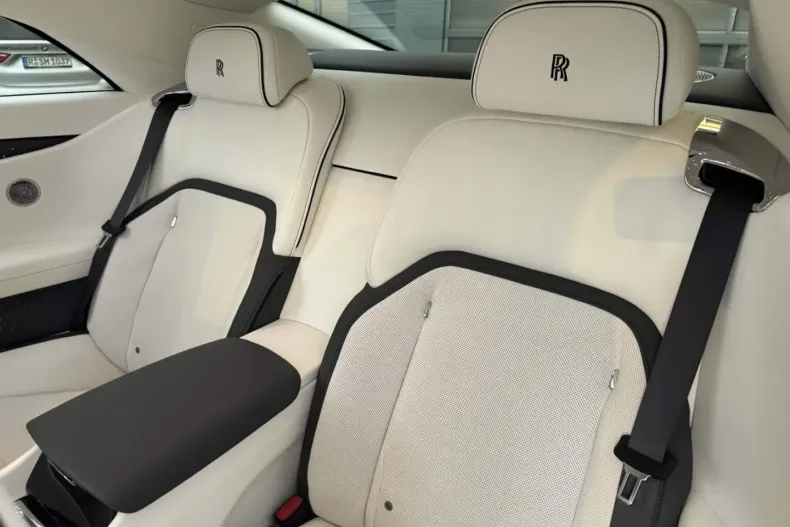 Rolls-Royce Spectre din 2024 cu 6.000 km - oferta ROL126678 - foto 6