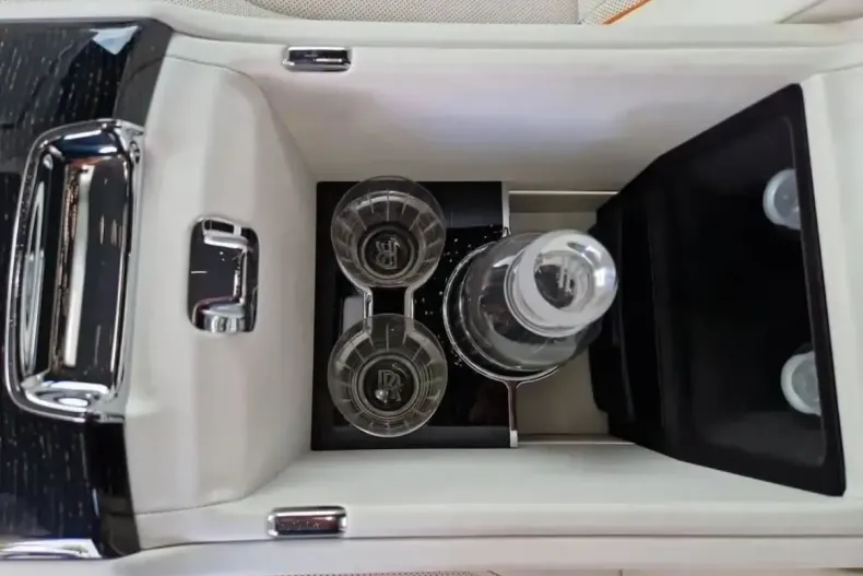 Rolls-Royce Ghost din 2022 cu 14.159 km - oferta ROL126681 - foto 7