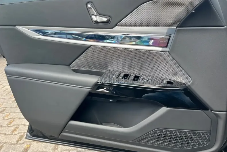 BMW 740 din 2024 cu 26.230 km - oferta BMW126683 - foto 11