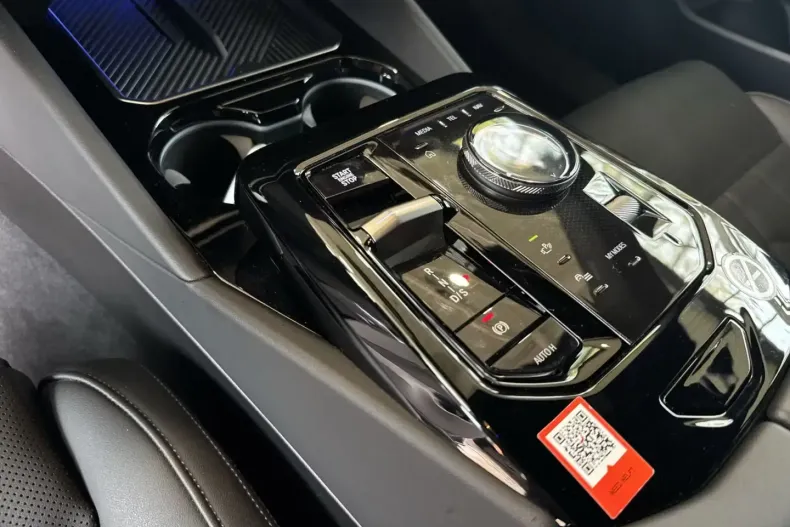 BMW 540 din 2025 cu 24.651 km - oferta BMW126684 - foto 8