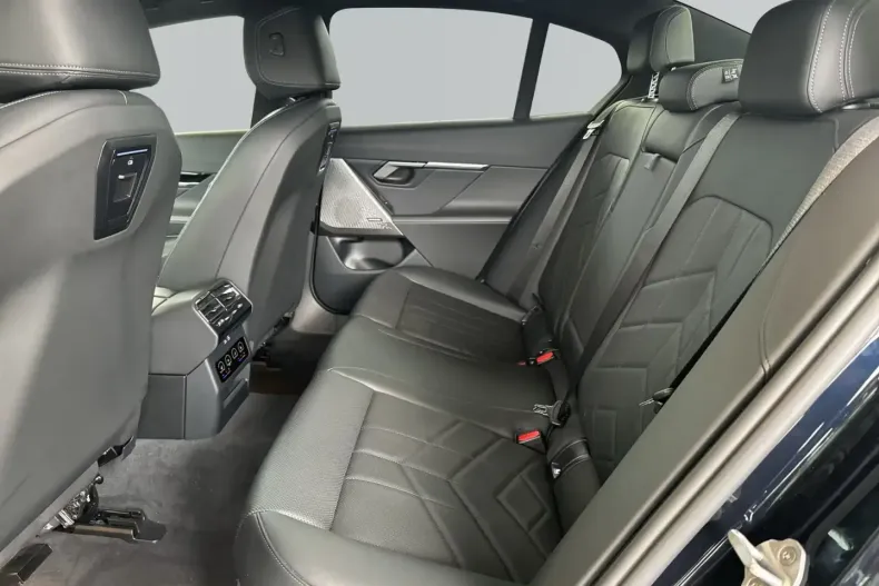 BMW 540 din 2025 cu 24.651 km - oferta BMW126684 - foto 9