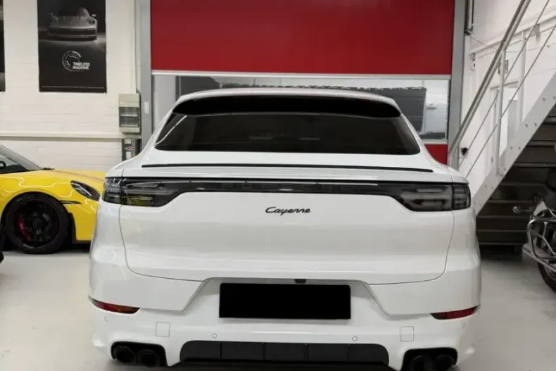 Porsche Cayenne din 2023 cu 68.900 km - oferta POR126689 - foto 3