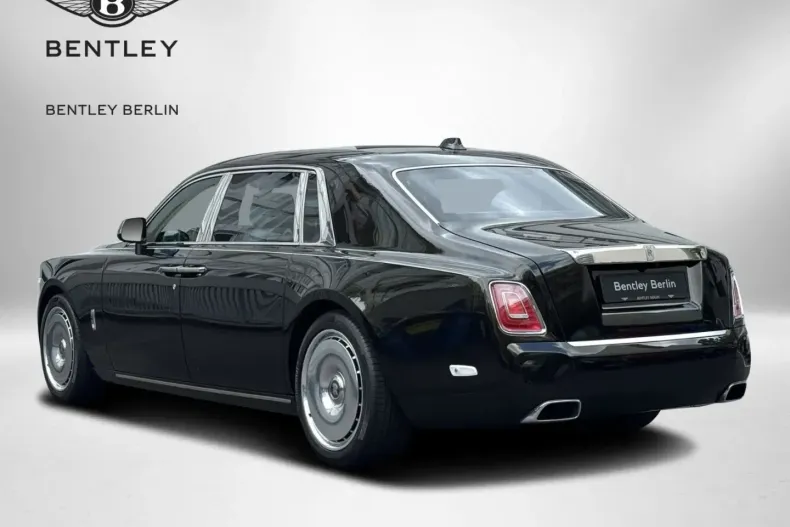 Rolls-Royce Phantom din 2022 cu 12.000 km - oferta ROL126692 - foto 4