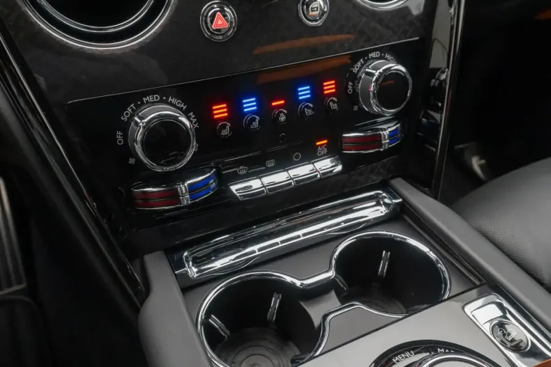 Rolls-Royce Cullinan din 2021 cu 25.936 km - oferta ROL126693 - foto 29