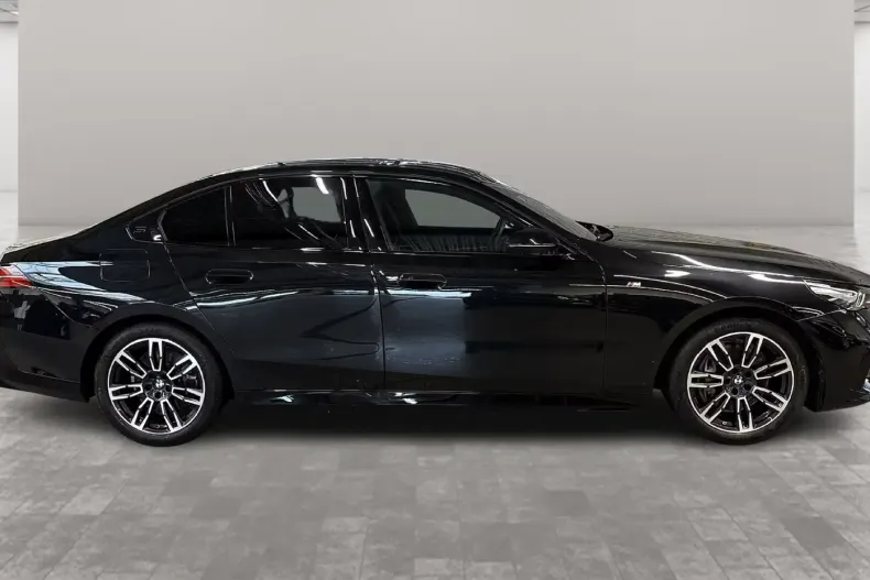 BMW 540 din 2024 cu 18.924 km - oferta BMW126701 - foto 2