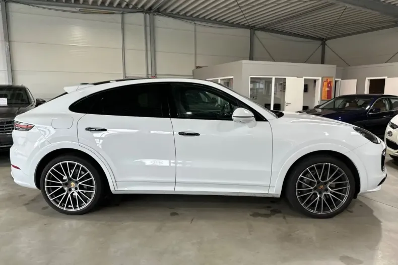 Porsche Cayenne din 2020 cu 122.000 km - oferta POR126702 - foto 9