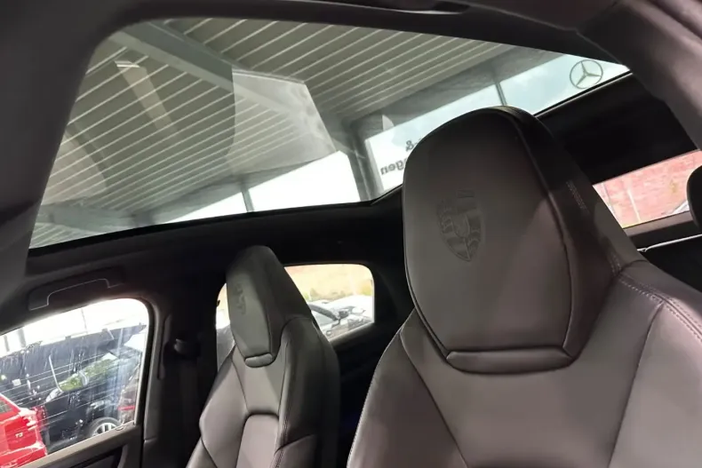 Porsche Cayenne din 2020 cu 122.000 km - oferta POR126702 - foto 12