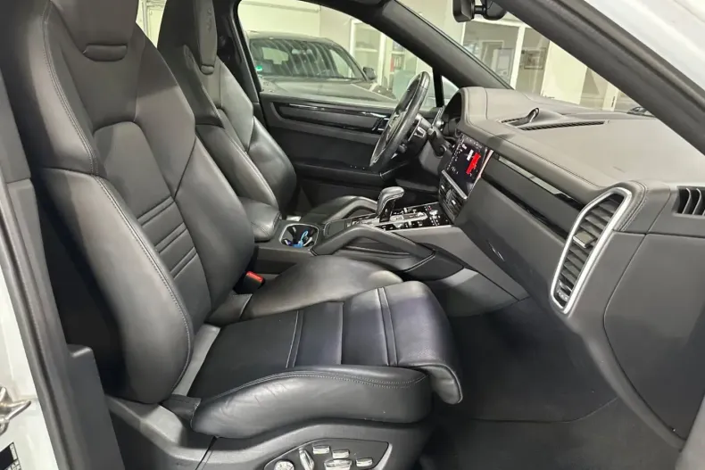 Porsche Cayenne din 2020 cu 122.000 km - oferta POR126702 - foto 15