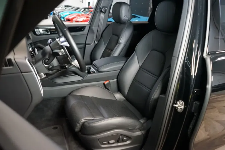 Porsche Cayenne din 2022 cu 50.614 km - oferta POR126709 - foto 12