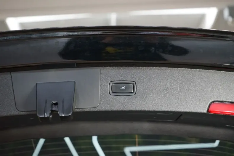 Porsche Cayenne din 2022 cu 50.614 km - oferta POR126709 - foto 16