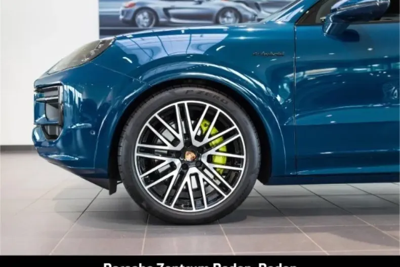 Porsche Cayenne din 2024 cu 6.500 km - oferta POR126711 - foto 3