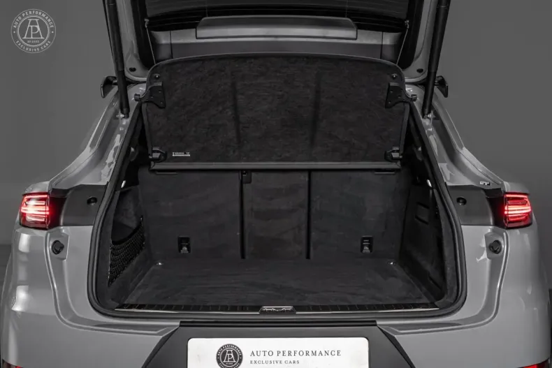 Porsche Cayenne din 2023 cu 15.270 km - oferta POR126715 - foto 16