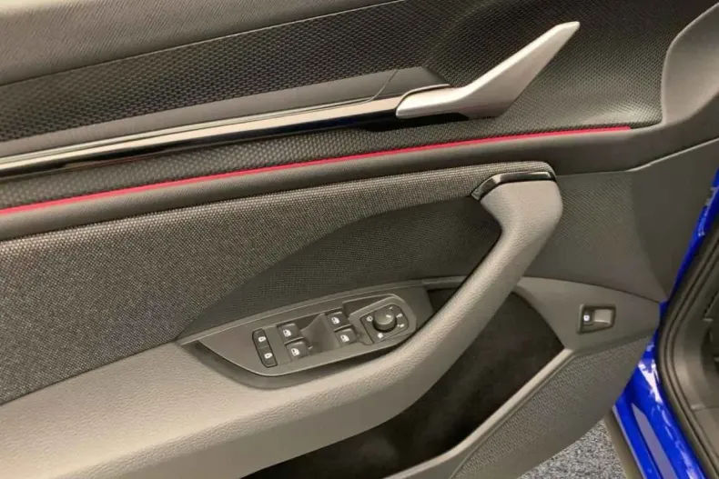 Skoda Kodiaq din 2024 cu 16.600 km - oferta SKO126727 - foto 8