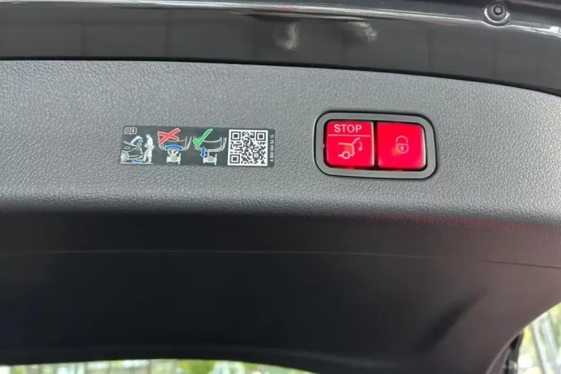 Mercedes-Benz GLC 43 AMG din 2024 cu 12.654 km - oferta MER126729 - foto 8