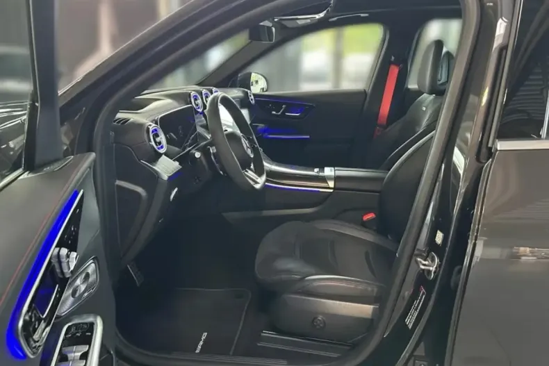 Mercedes-Benz GLC 43 AMG din 2024 cu 12.654 km - oferta MER126729 - foto 13