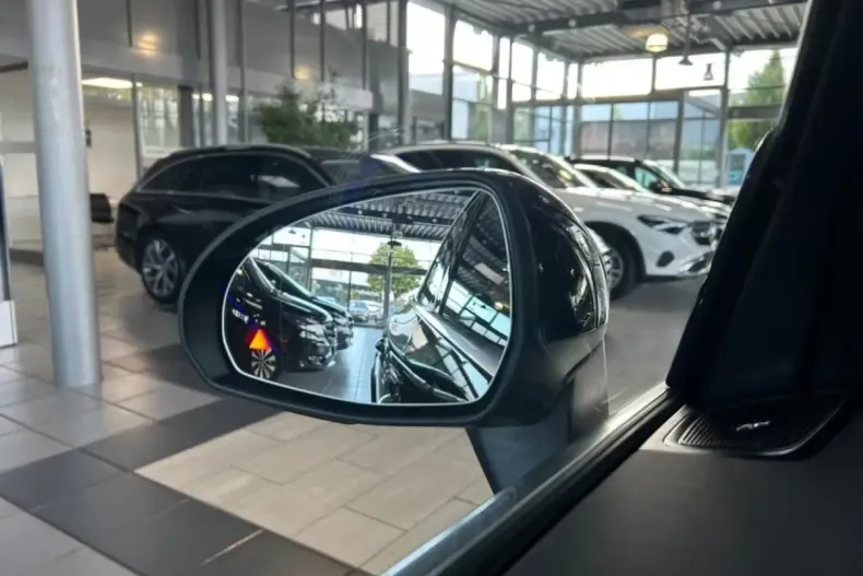 Mercedes-Benz GLC 43 AMG din 2024 cu 12.654 km - oferta MER126729 - foto 16