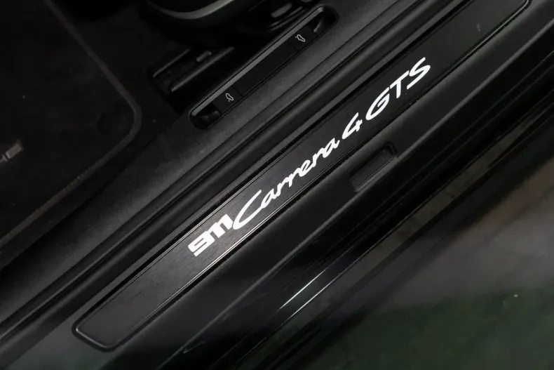 Porsche 992 din 2024 cu 31.372 km - oferta POR126737 - foto 20