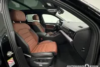 Volkswagen Touareg din 2024 cu 21.342 km - oferta VOL126748 - foto 5