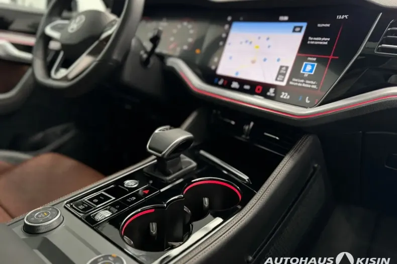 Volkswagen Touareg din 2024 cu 21.342 km - oferta VOL126748 - foto 10