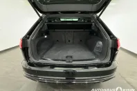 Volkswagen Touareg din 2024 cu 21.342 km - oferta VOL126748 - foto 12