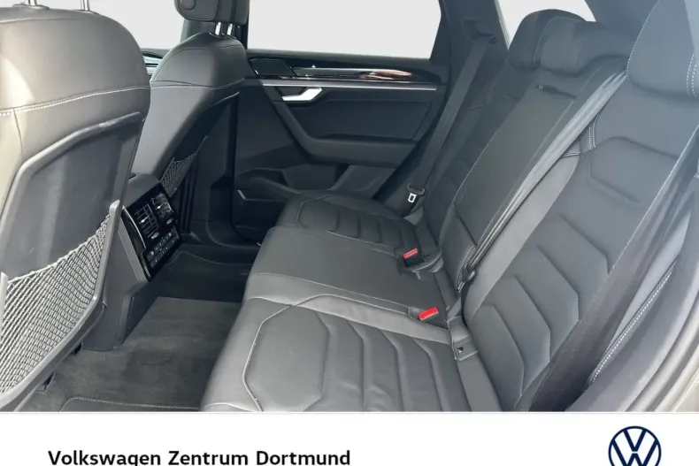 Volkswagen Touareg din 2024 cu 22.699 km - oferta VOL126752 - foto 8