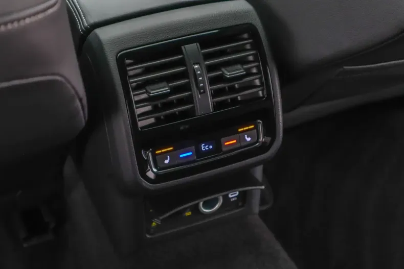 Volkswagen Arteon din 2021 cu 88.394 km - oferta VOL126759 - foto 25