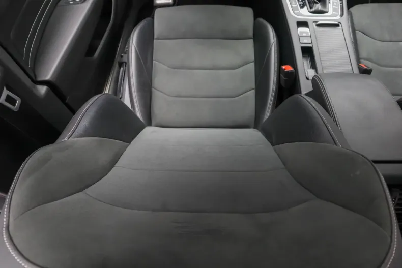 Volkswagen Arteon din 2021 cu 88.394 km - oferta VOL126759 - foto 32