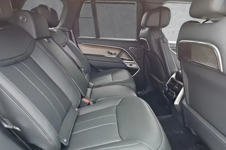 Land Rover Range Rover din 2025 cu 9.500 km - oferta LAN126760 - foto 9