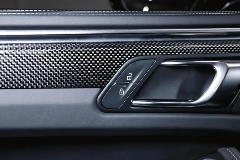 Porsche Macan din 2023 cu 29.500 km - oferta POR126765 - foto 27