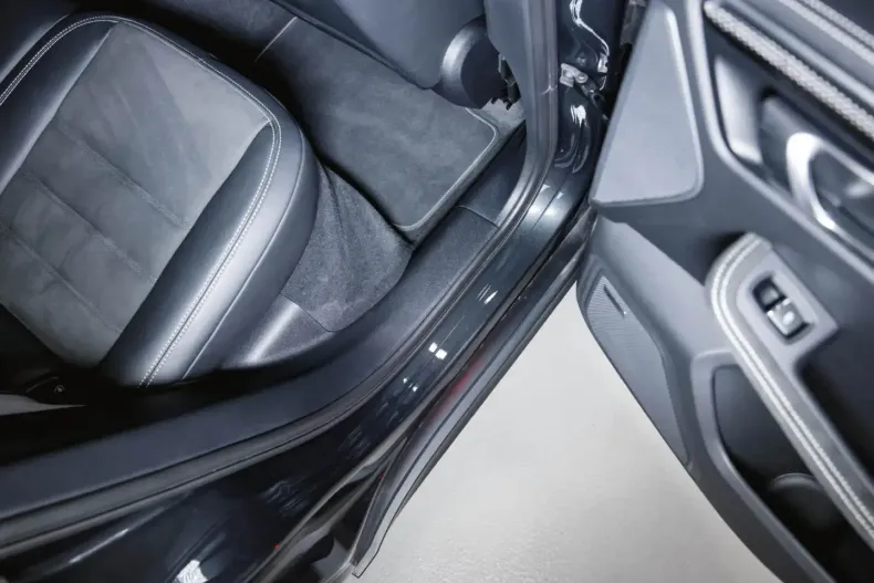 Porsche Macan din 2023 cu 29.500 km - oferta POR126765 - foto 31