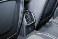 Porsche Macan din 2023 cu 29.500 km - oferta POR126765 - foto 48